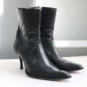 Los Altos Women's Black Short Top Genuine Stingray Pointy-Toe Heels Size 10